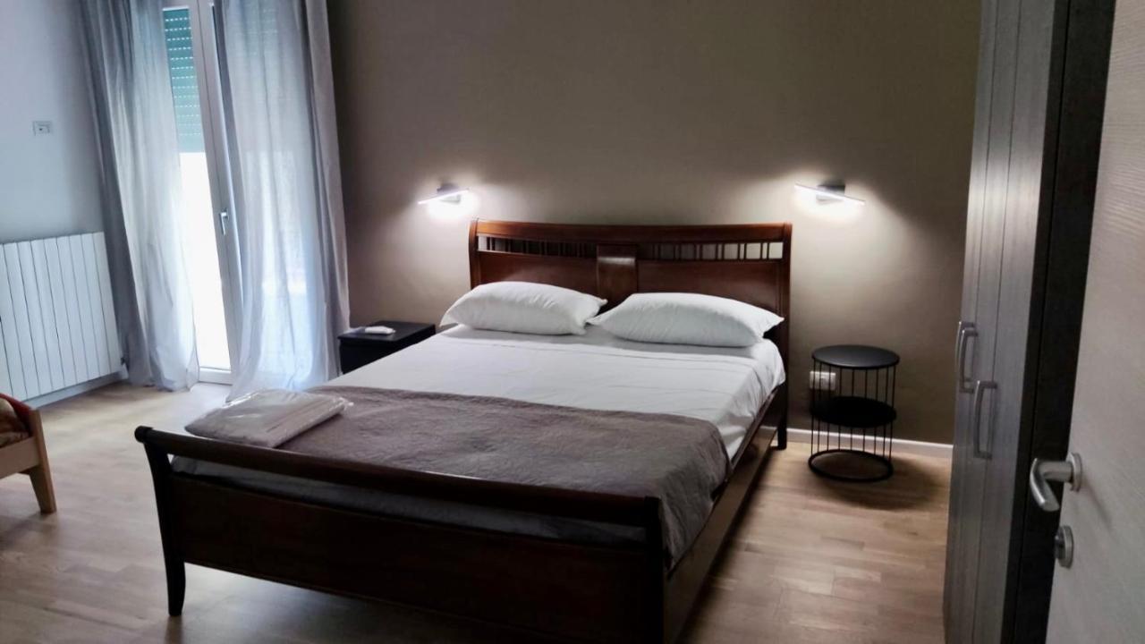 Bed and Breakfast Dimora Rudiae Лечче Экстерьер фото