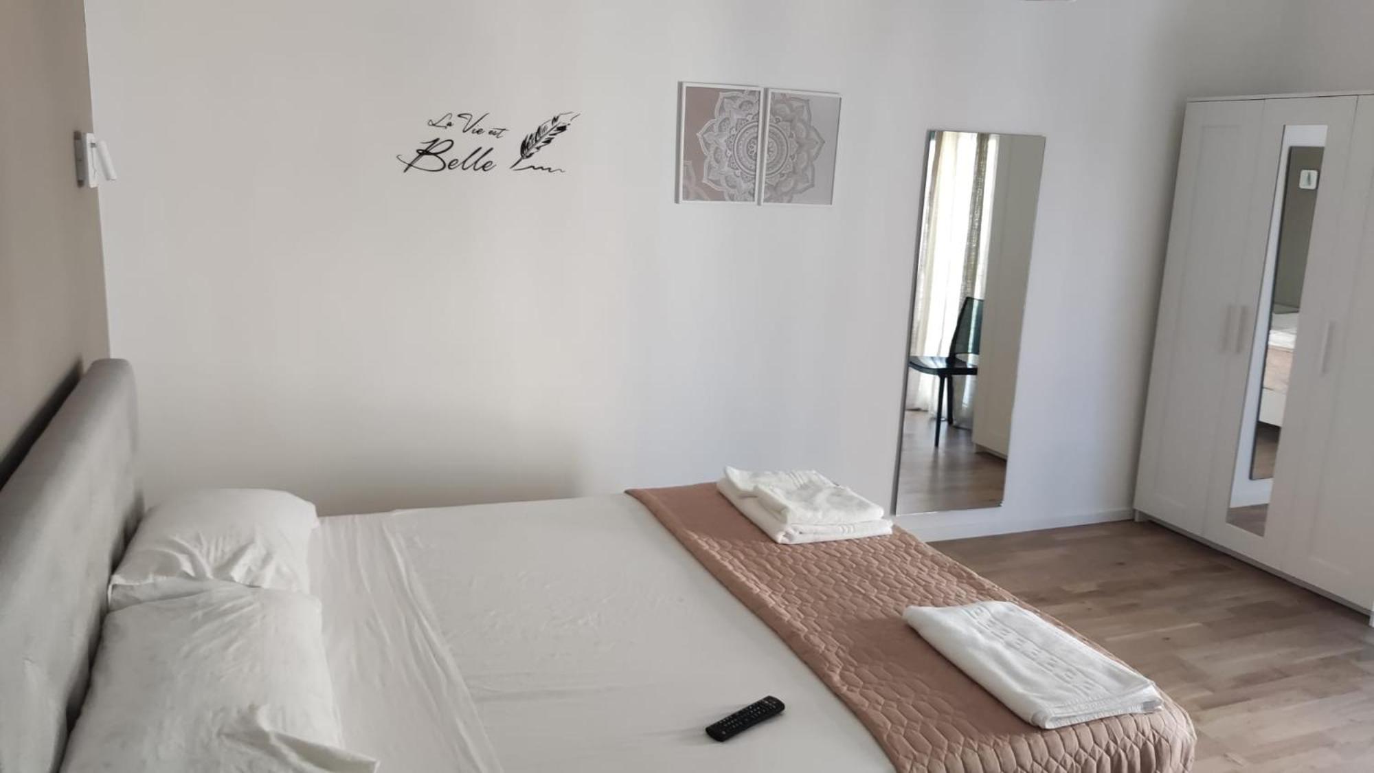 Bed and Breakfast Dimora Rudiae Лечче Экстерьер фото